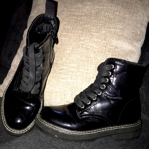 Combat boots - Picture 1 of 5